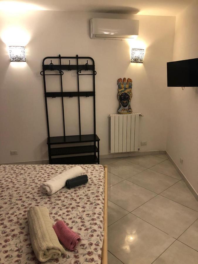 Casa Del Duca B&B Acireale Exterior foto